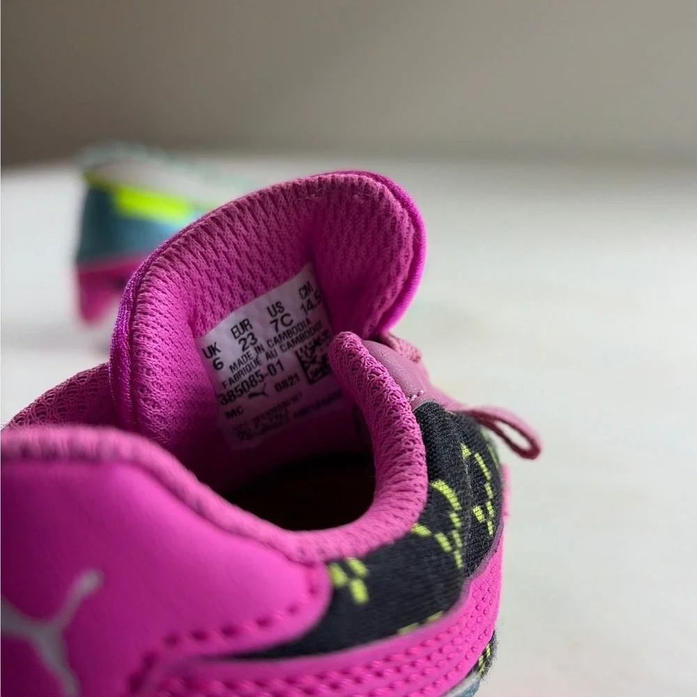 Puma L.O.L.Future Rider Toddler Sneakers Pink Neon Yellow Glitter 7C 385085-01